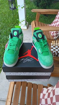 Wahlburgers 4s men's size 10