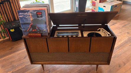 Vintage MCM stereo console