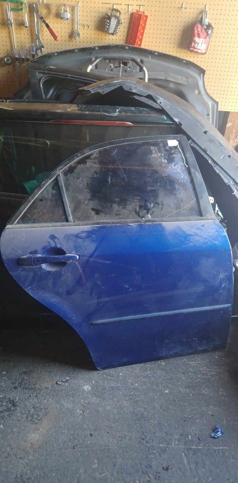 03 Mazda 6 Right Rear Door