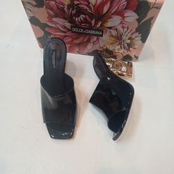 Dolce & Gabbana Black Patent Leather Signature Heela