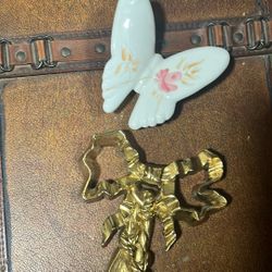 MCM Elegant Wall Art