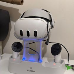 Meta Quest 3 – 512GB VR Headset Bundle (Excellent Condition)