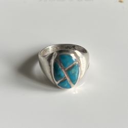 Vintage Navajo Sterling Silver Turquoise Ring 