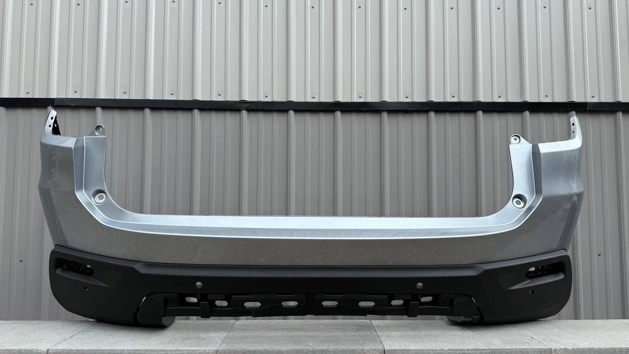 HONDA PILOT SILVER 2023 2024 2025 REAR BUMPER + LOWER VALANCE