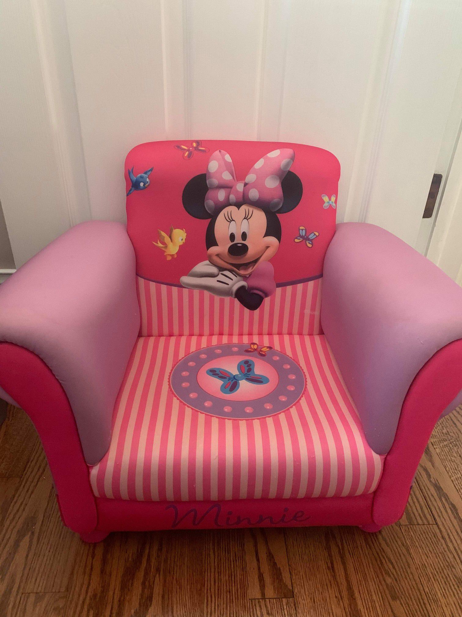 Minnie Mouse chair