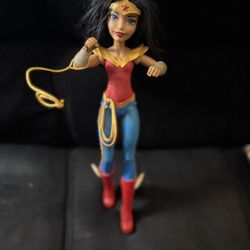 Wonder Woman Action Figure 