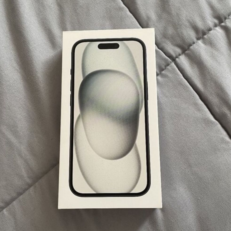 iPhone 15 128 Gb Like New Box And Acc
