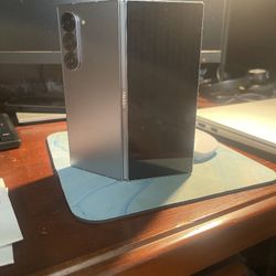 Samsung Galaxy Fold 6