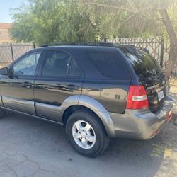 Kia Soento 