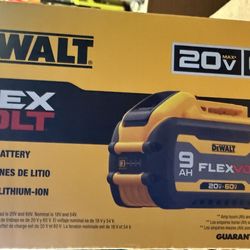Brand new Dewalt 9Ah Flexvolt 20V/60V battery
