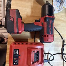 Snap on 1/2” impact wrench with (1) batt and charger works great $400 in n Lakeland 