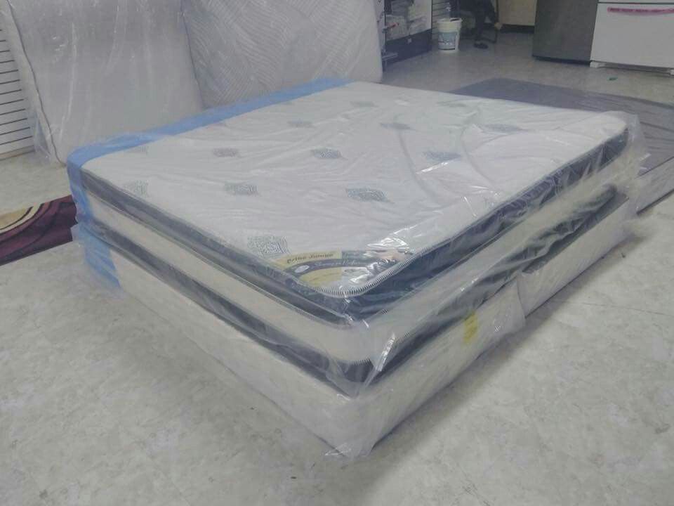 Cama king/// hay más baratas