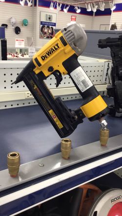 Dewalt Pneumatic Nailer