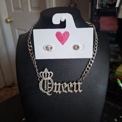 Rhinestone Queen Pendant Necklace Set 