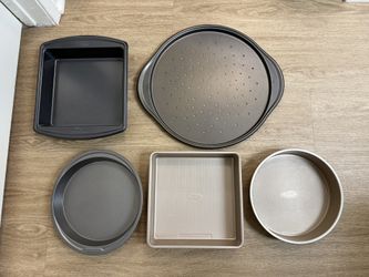 Brand New Cookware Bundle 