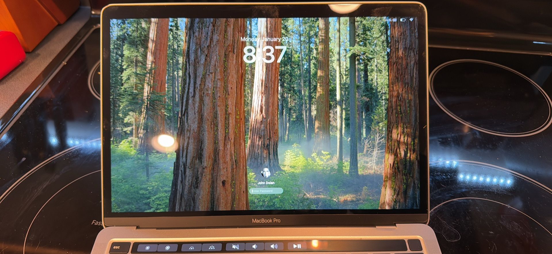 Apple MacBook Pro 13” M2 2022