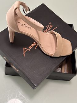 Anne Michelle Heels Size 8 Women’s