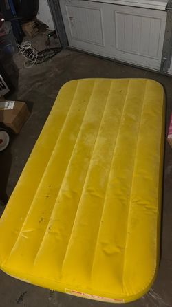 Little blow up bed