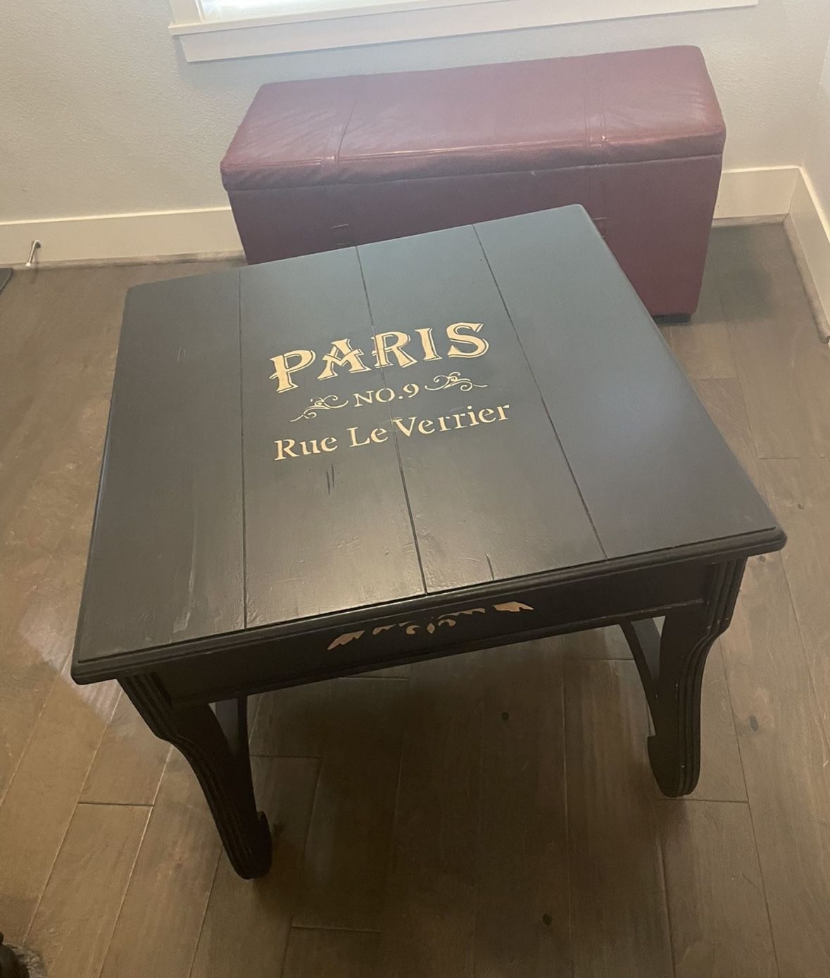 Paris Antique table
