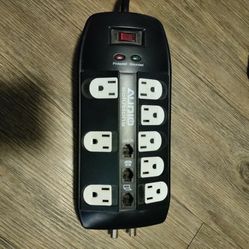 Utilitech Power Surge Protector 