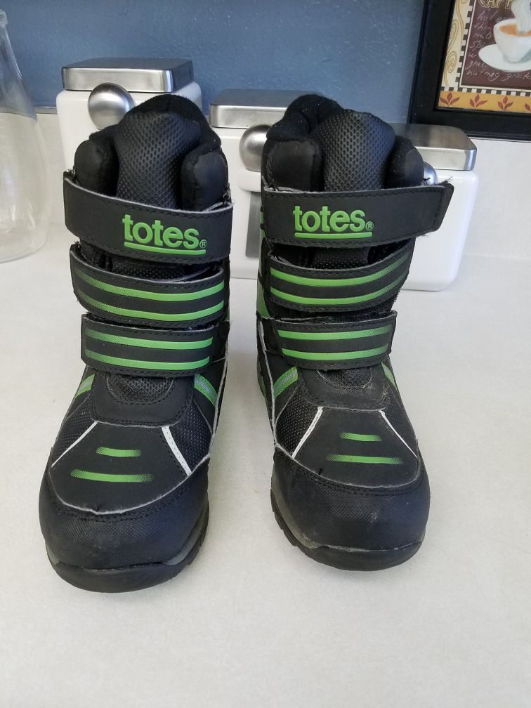 Totes rain boots snow boots size 2 kids