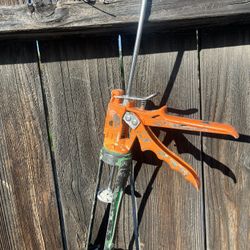 Caulking gun