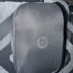 Beats Solo Studio Pro