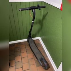 Ninebot E2 Pro Scooter - Good - Tuscaloosa, AL