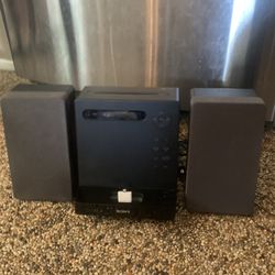 Sony Stereo System w/remote iPod With Cell Phone Adapter