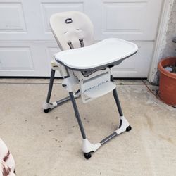Baby High Chair. - See Features Below 