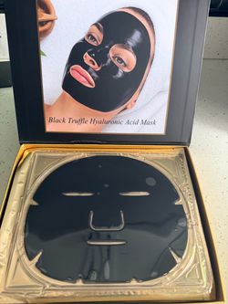 Black Truffle Hyaluronic Acid Face Mask