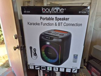 Karaoke bluetooth speaker