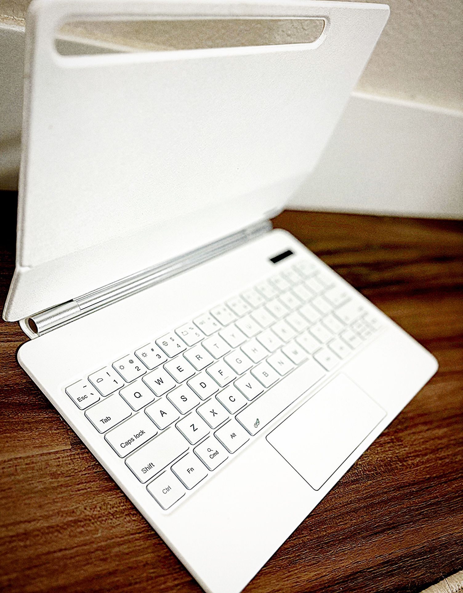 NEED GONE! Samsung tablet keyboard case with touchpad