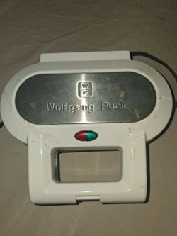 Wolf gang puck pie maker