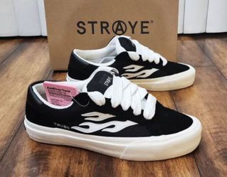 Straye Logan Puff Shoes Men's Size 10 $70