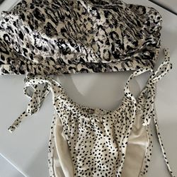 bathing suit 