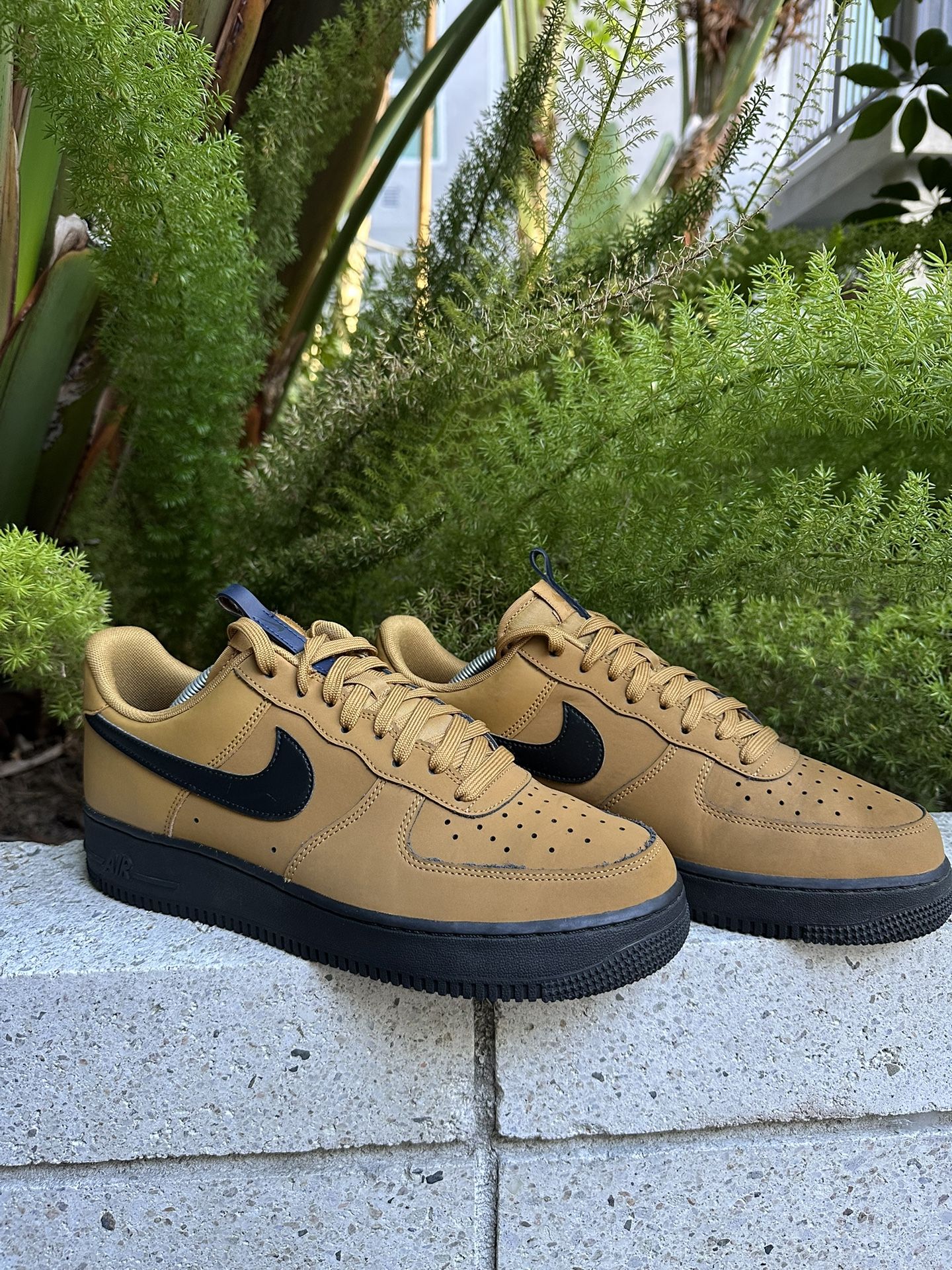 Nike Air Force 1 Low Wheat Black
