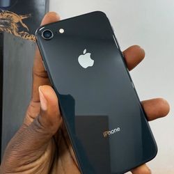 iPhone 8 Unlocked With Warranty 