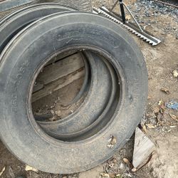 2 Tractor Tires 7.50-20SL 80 Dls For Both Never Used 