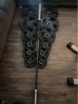 IRON BULL WEIGHTS WITH 7ft 45lb BARBELL AND COLLARS INCLUDED $320 FIRM 4x45, 2x25, 4x10 and 2x5lb