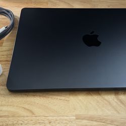 Macbook Air 13.6 M2 Chip 225gb SSD 8gb Ram