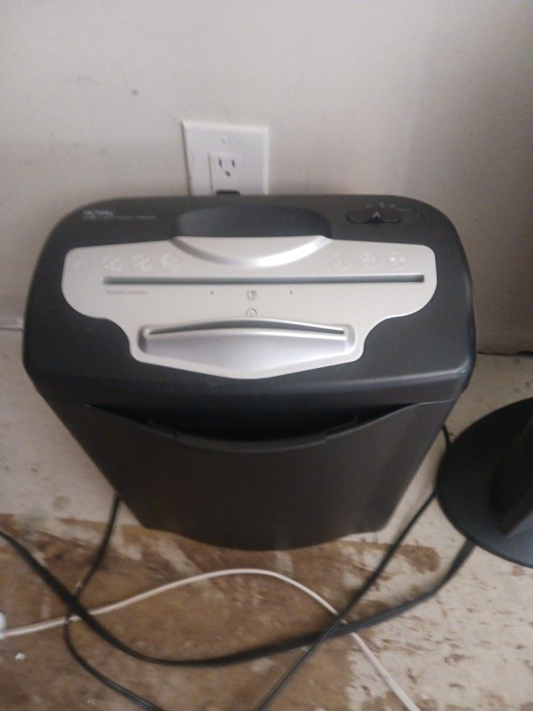 Paper Shredder