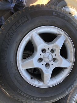 Mercedes SUV wheels and tires P255-65-R16