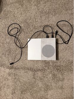Xbox One S – Great Condition – Ready to Play