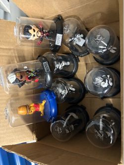 Collectible mini figures