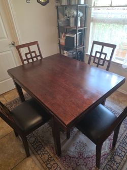 Dining room set