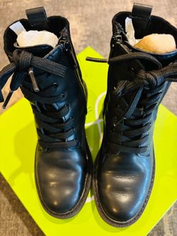 Girls black boots