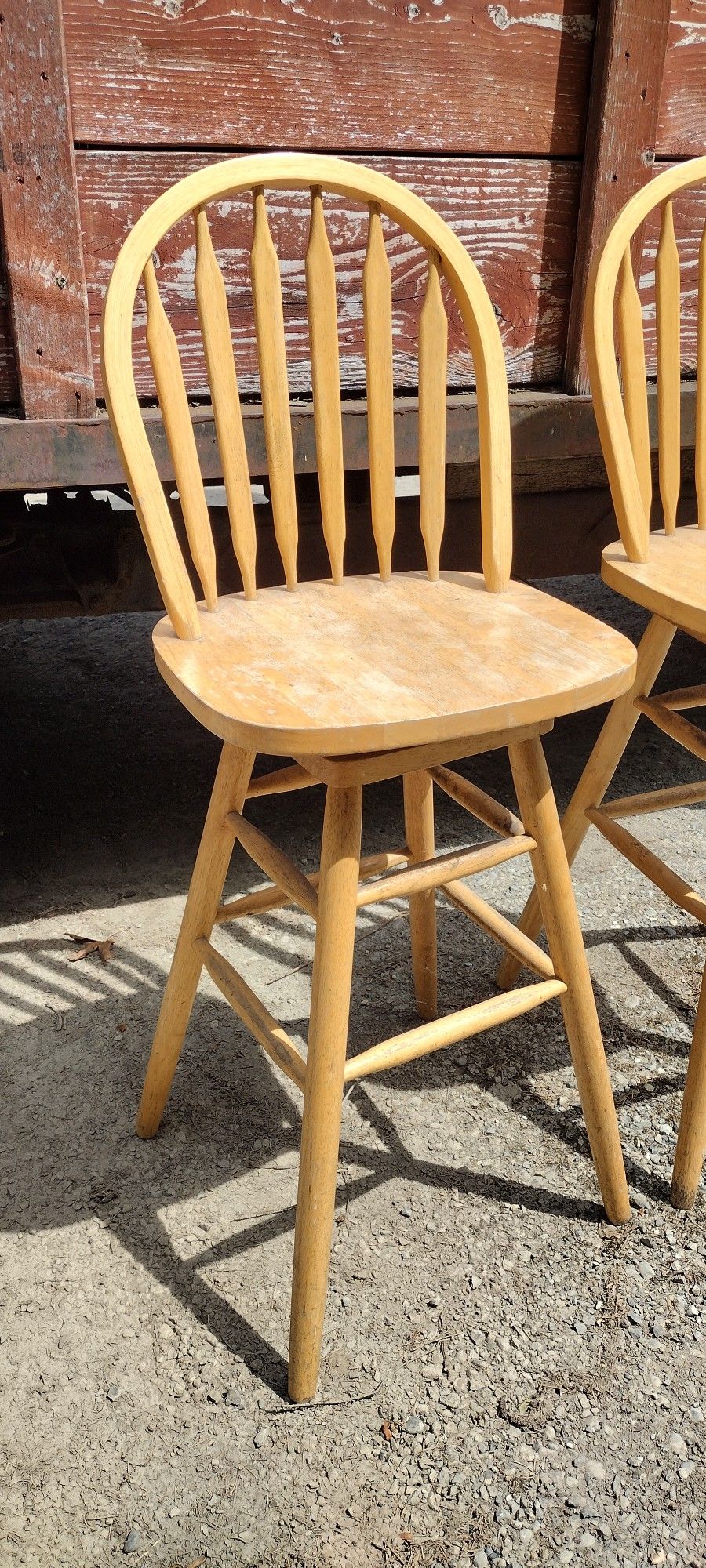 swivel bar stools x3