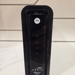 Arris (Motorola) SURFboard SB6121 Cable Modem
