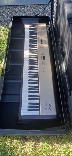 Roland Fp5 $400 Obo